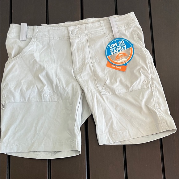 Columbia Omni Shield Shorts - NEW - Picture 1 of 6